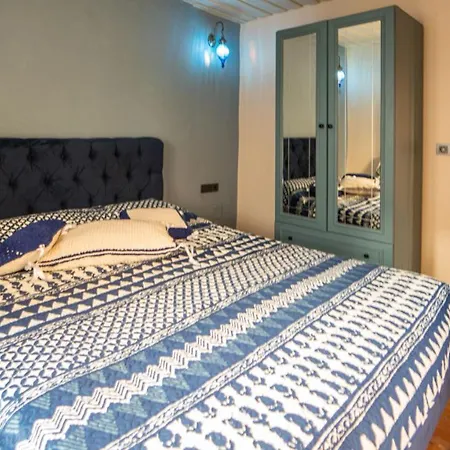 Cozy Oasis With Lovely Backyard In Fethiye